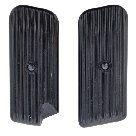 Bakelite covers to the TT-33 pistol, black
