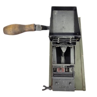 Loading machine for 7.62x54R, early version, Poland